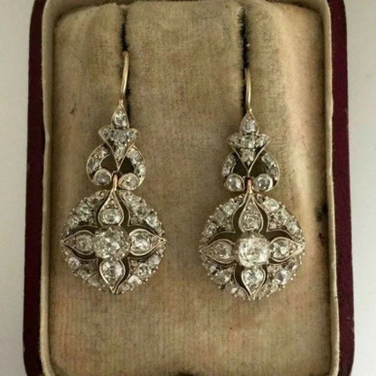 Orecchino elegante per ogni occasione