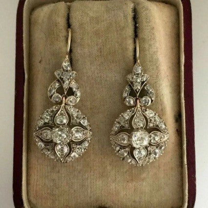 Orecchino elegante per ogni occasione