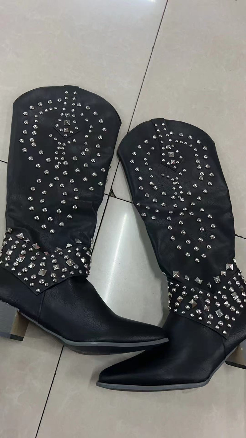 Stivali Ortopediche Aggraziate dal Look Moderno