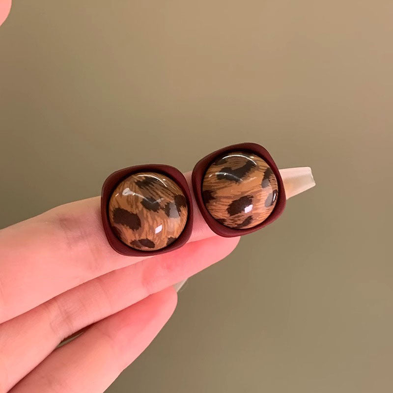 Orecchino affascinante per ogni occasione