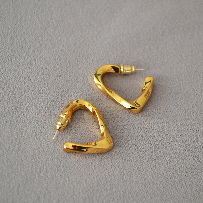 Oro Orecchino vintage fatto a mano