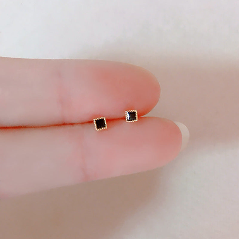 Orecchino classico dal fascino senza tempo