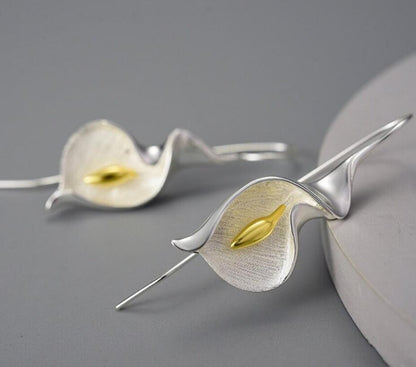 Orecchino classico dal fascino senza tempo