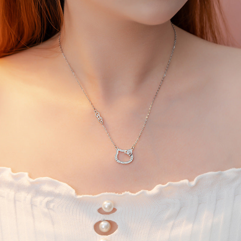 Gioiello bellissimo con stile unico