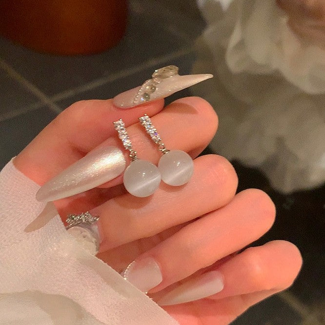 Orecchino romantico per momenti speciali