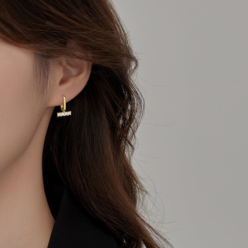 Orecchino romantico per momenti speciali