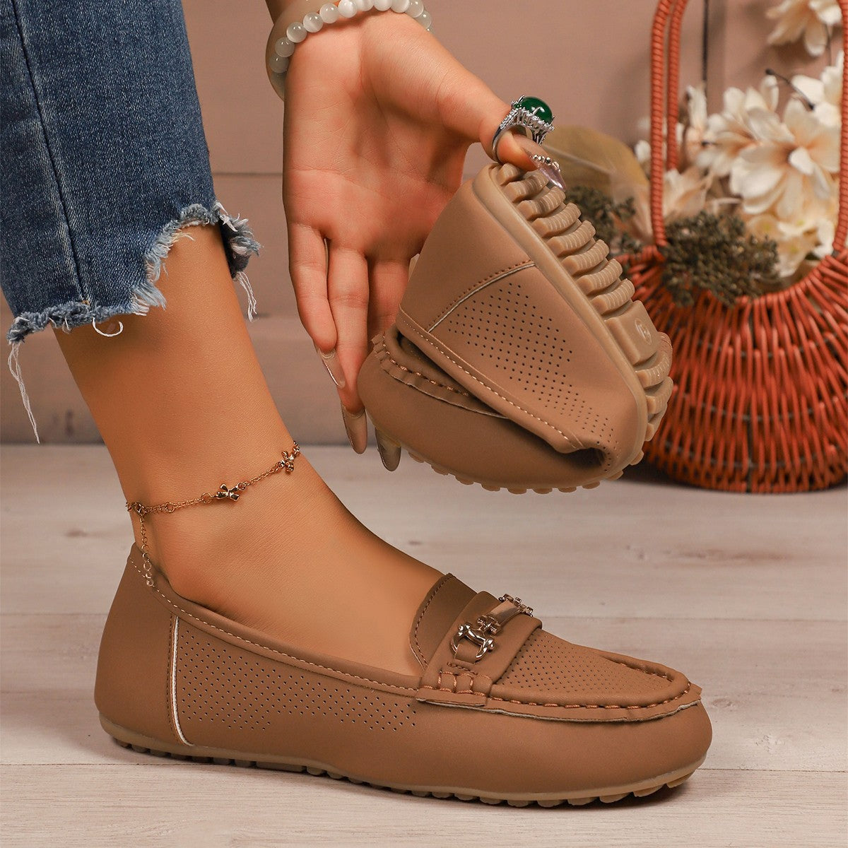 Scarpe Ortopediche Aggraziate dal Look Moderno