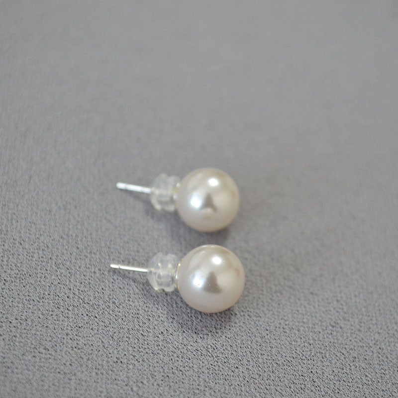 Argento Orecchino bellissimo con stile unico