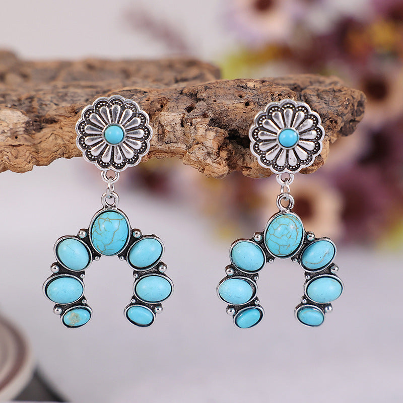 Orecchino classico dal fascino senza tempo