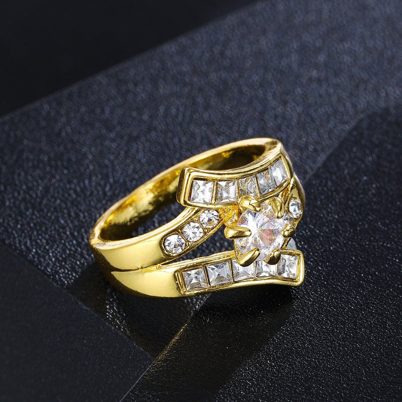 Anello affascinante per ogni occasione