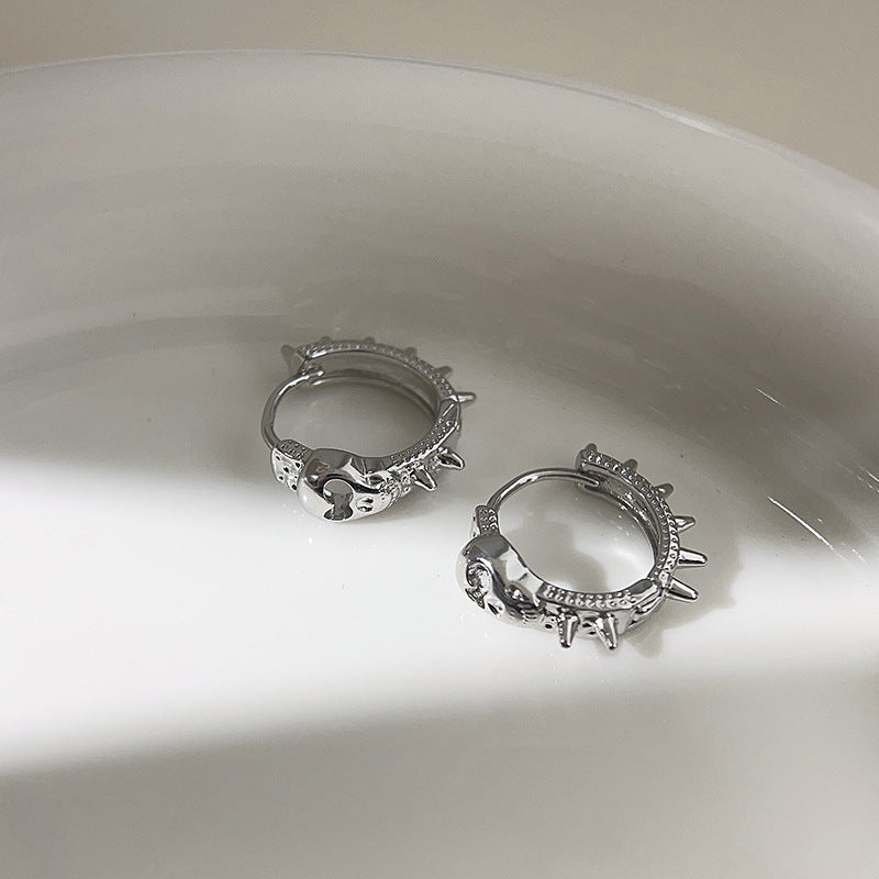 Orecchino romantico per momenti speciali