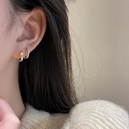 Orecchino affascinante per ogni occasione