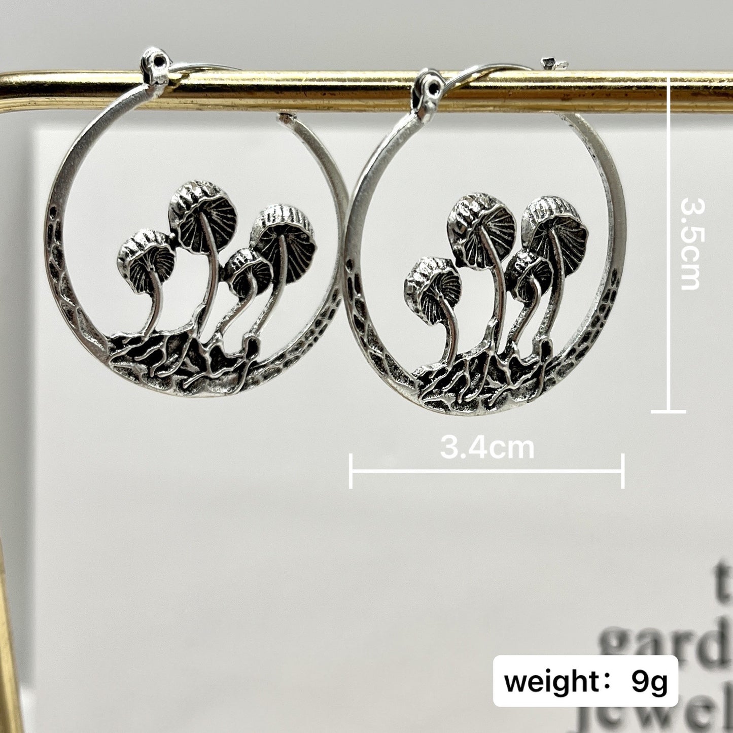 Orecchino romantico per momenti speciali