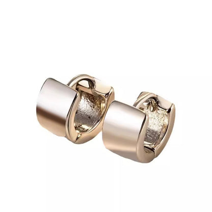 Orecchino artigianale delicato