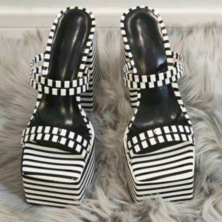 Sandali Ortopediche Ispirate al Vintage