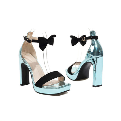 Sandali Ortopediche Aggraziate dal Look Moderno