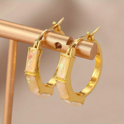 Orecchino stupendo per uso quotidiano