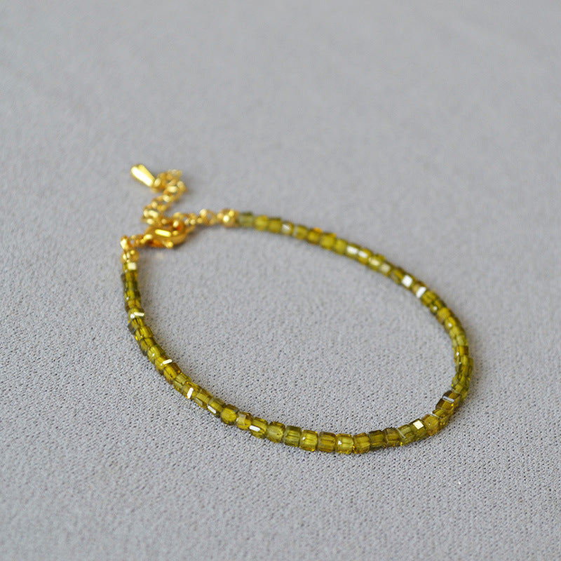 Bracciale bellissimo con stile unico