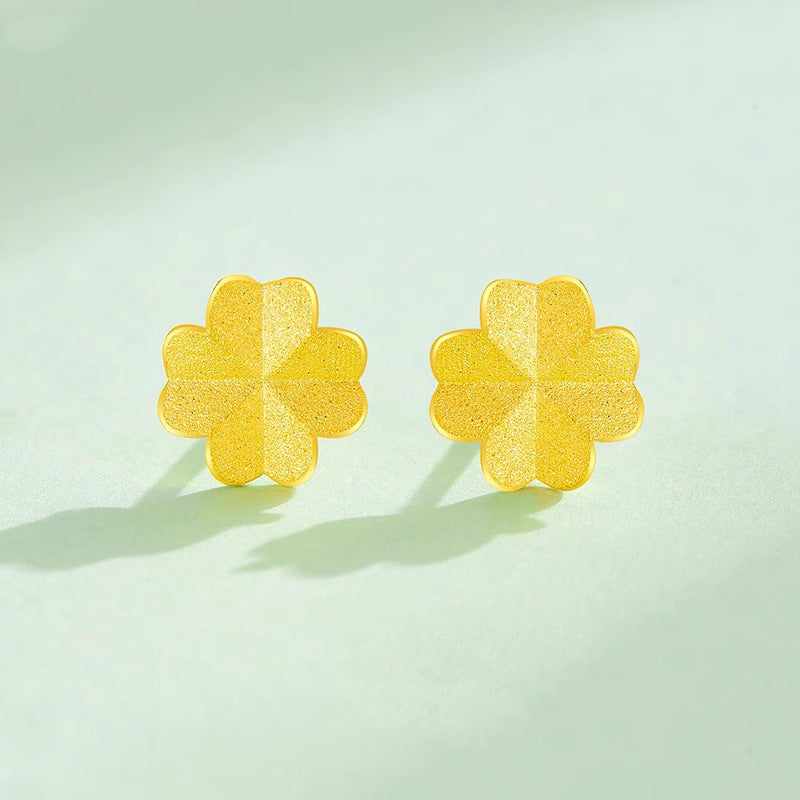 Orecchino classico dal fascino senza tempo