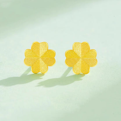 Orecchino classico dal fascino senza tempo