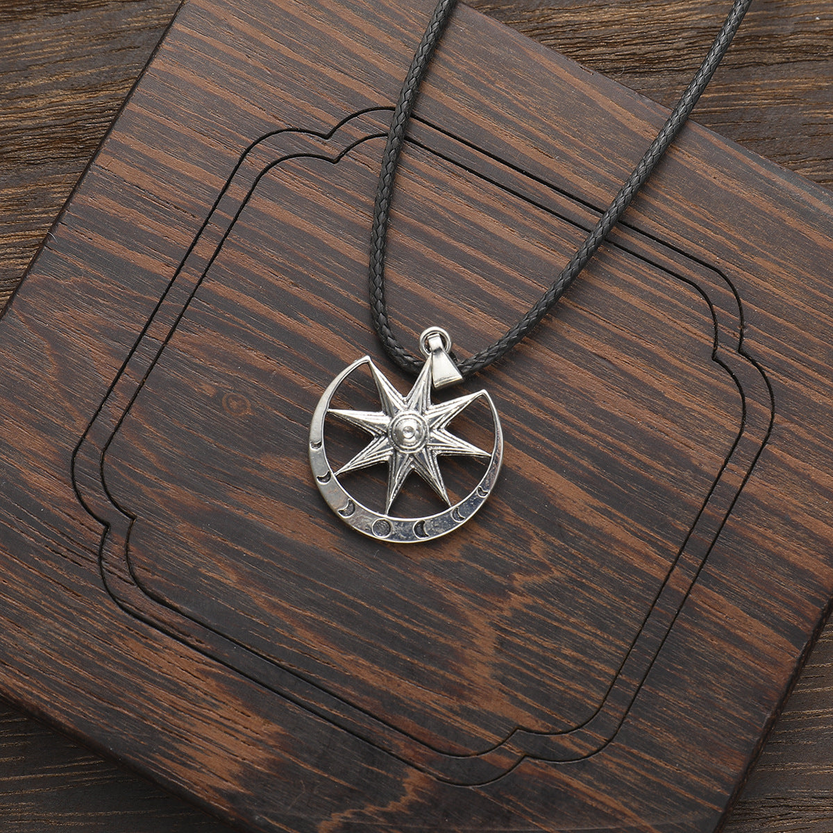 Collana affascinante per ogni occasione