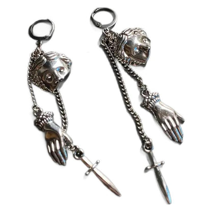 Orecchino artigianale delicato