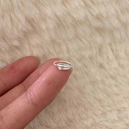 Orecchino artigianale delicato