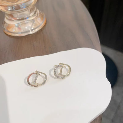 Orecchino elegante per ogni occasione