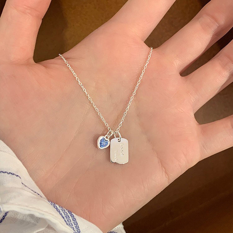 Gioiello artigianale delicato