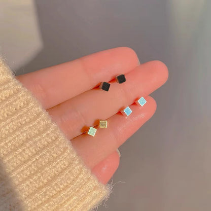 Orecchino classico dal fascino senza tempo