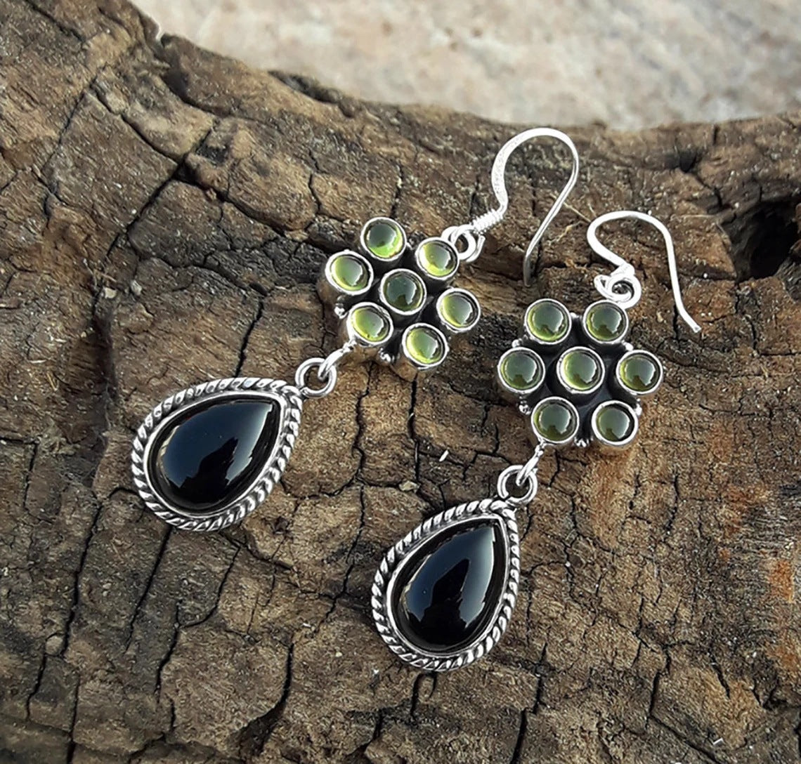 Orecchino classico dal fascino senza tempo