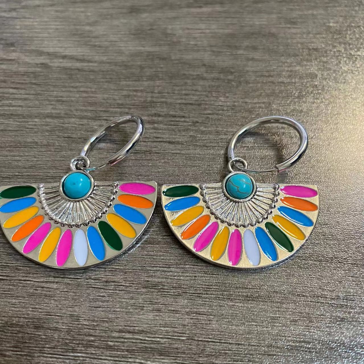 Orecchino romantico per momenti speciali