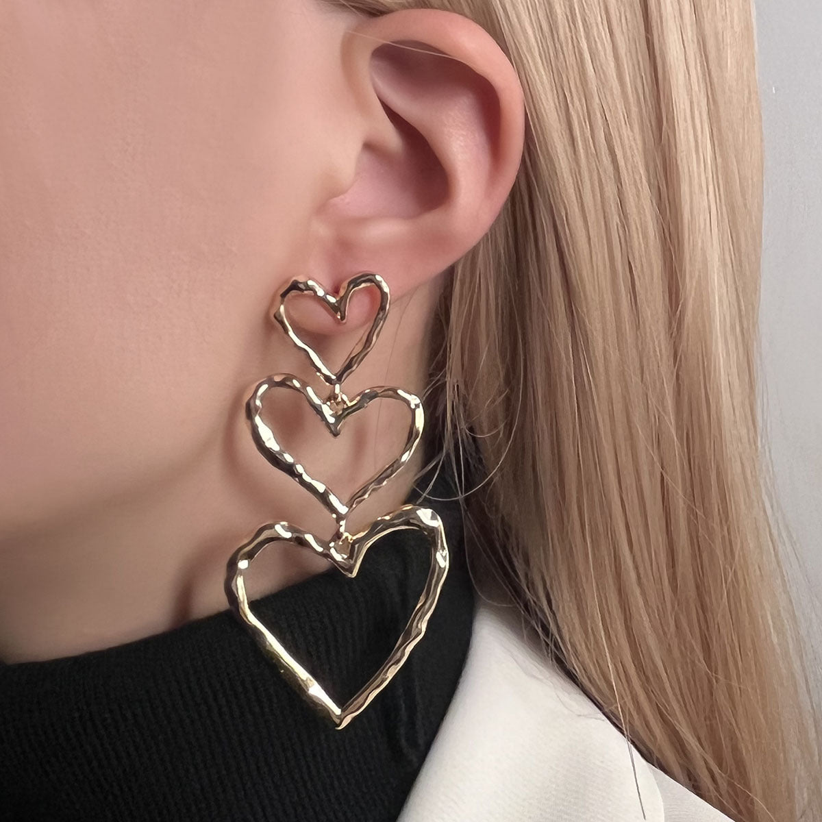 Orecchino romantico per momenti speciali