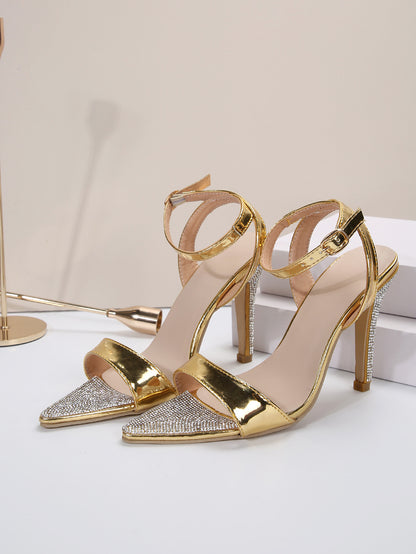 Sandali Ortopediche Aggraziate dal Look Moderno