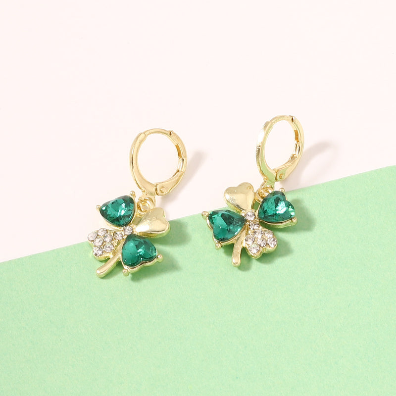 Orecchino elegante per ogni occasione