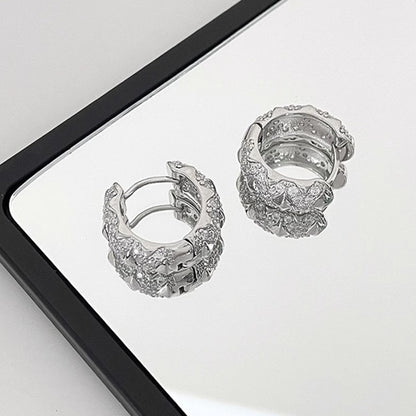 Orecchino affascinante per ogni occasione