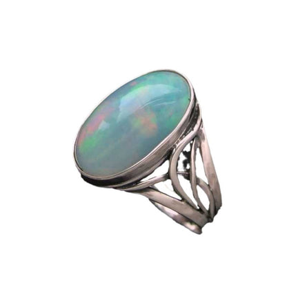 Anello classico dal fascino senza tempo