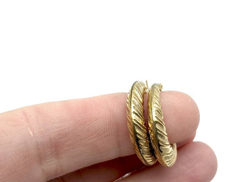 Orecchino romantico per momenti speciali