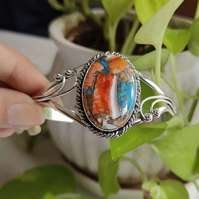 Bracciale bellissimo con stile unico