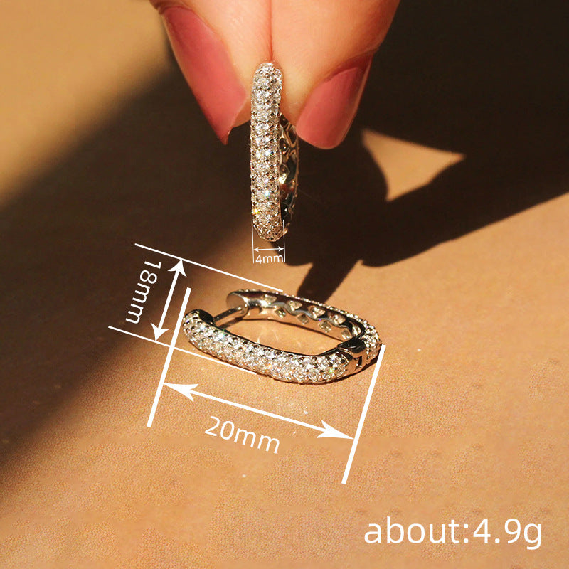 Orecchino stupendo per uso quotidiano