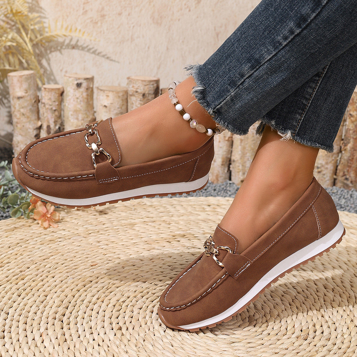 Scarpe Ortopediche Aggraziate dal Look Moderno