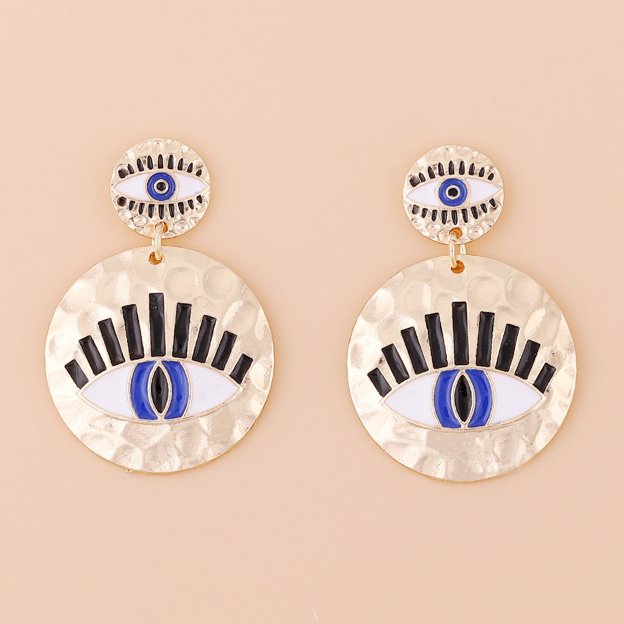 Orecchino affascinante per ogni occasione