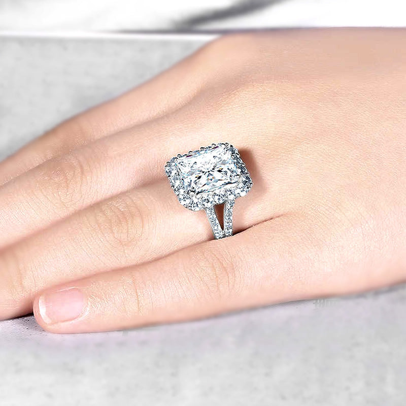 Anello artigianale delicato