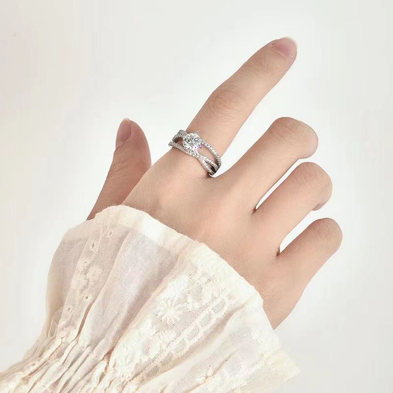 Anello classico dal fascino senza tempo