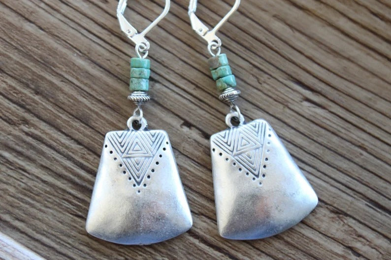 Orecchino vintage fatto a mano