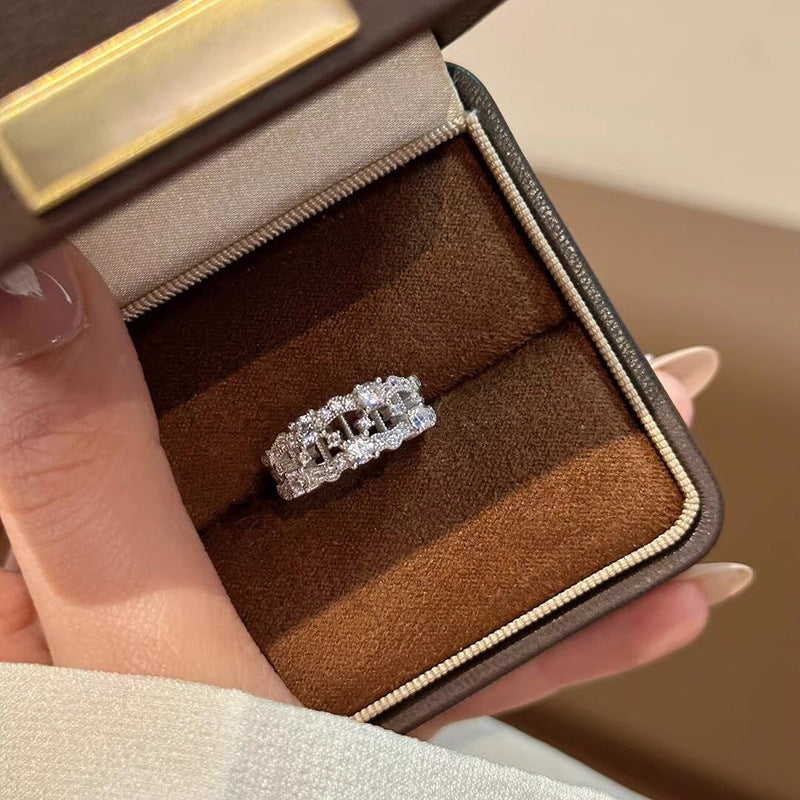 Gioiello bellissimo con stile unico