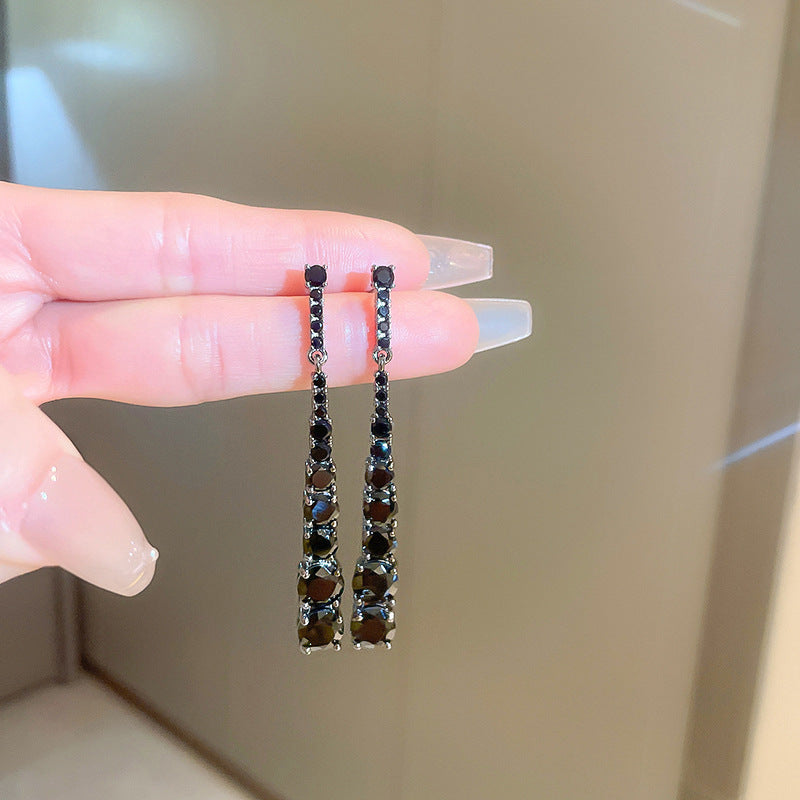 Orecchino stupendo per uso quotidiano