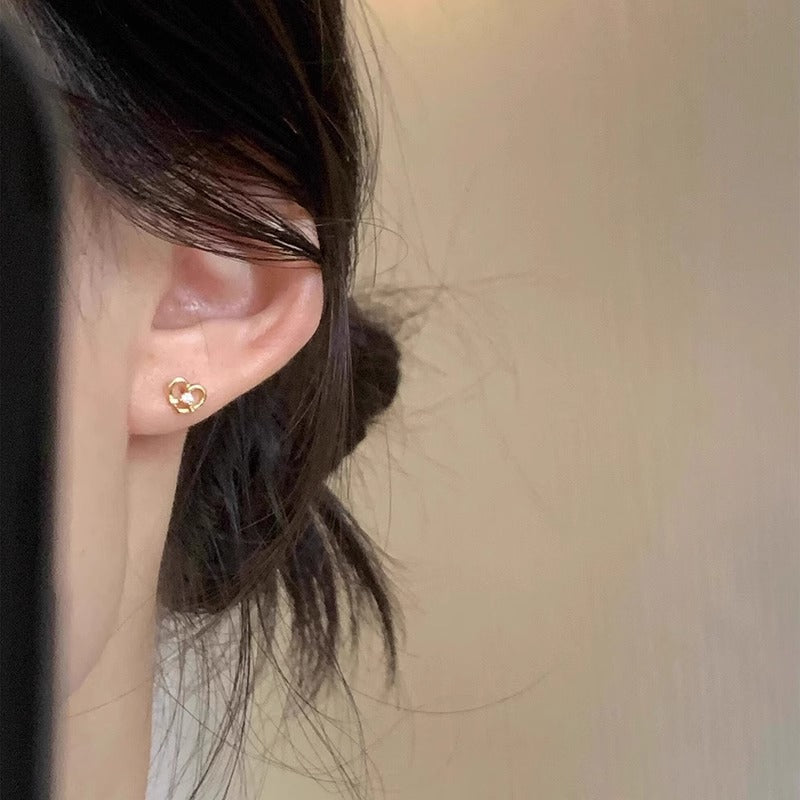 Orecchino bellissimo con stile unico