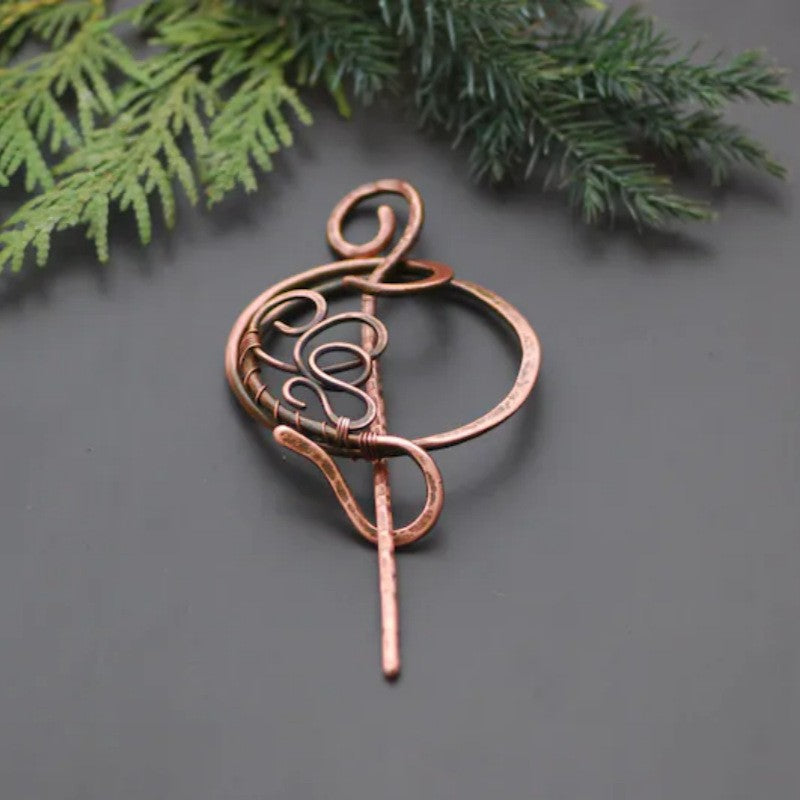 Gioiello artigianale delicato