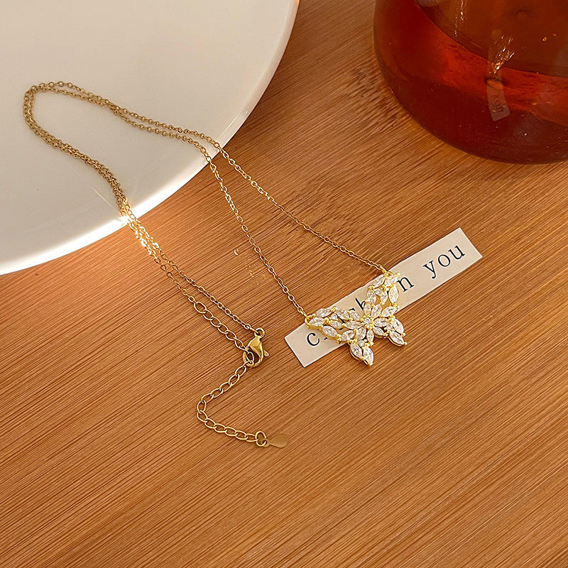 Collana stupendo per uso quotidiano